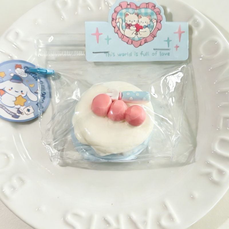 食品グレ-ドシリコ-ン-ソフトでゆっくりと元に戾る食べ物シミュレ-ショントイ、超ふわふわてたまらないゲ-キスクイズストレス解消おもちや-豆乳スフレ クリーム スクイーズ