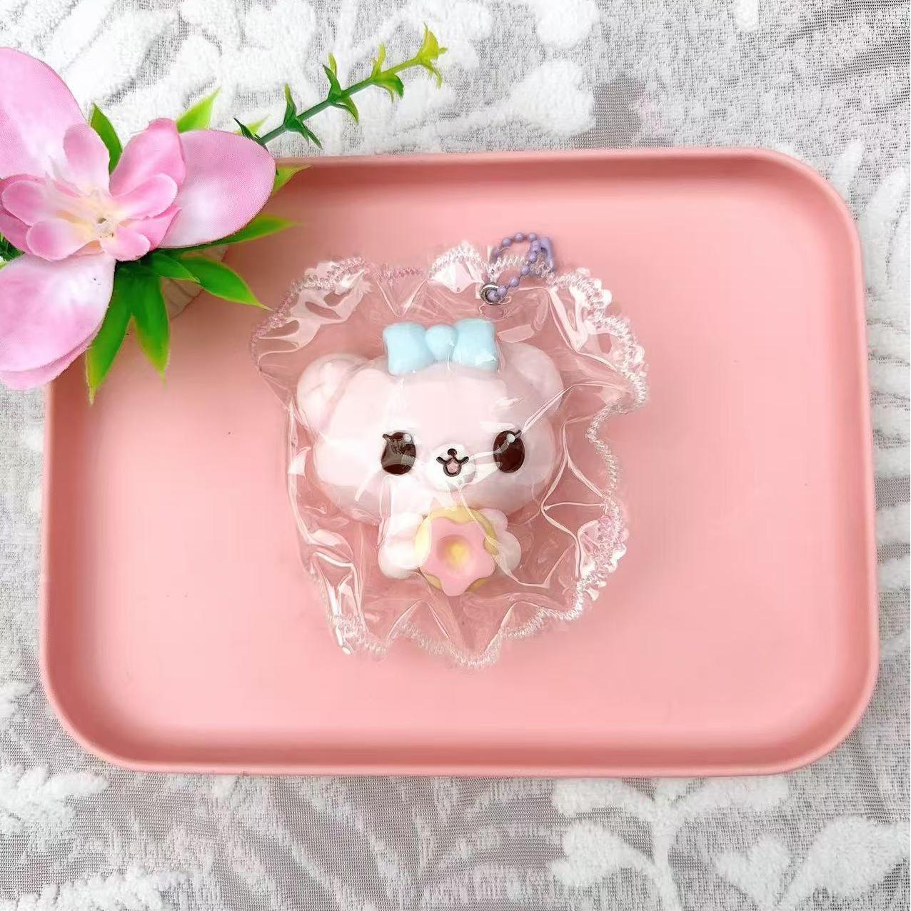 可愛い食品グレードシリコン製ストレス解消おもちゃ、ふわふわでかわいいドーナツ型のクマ、ストレス解消おもちゃ スクイーズトイ スクイーズ