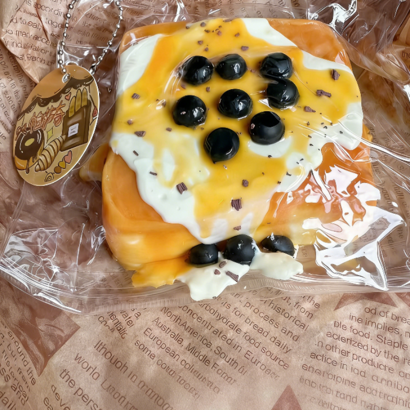 手作り特大リアルトースト（350g～400g）食品グレードのシリコン製。柔らかくふんわりとした質感で、ゆっくりと元に戻るため、ストレス解消に最適なおもちゃです