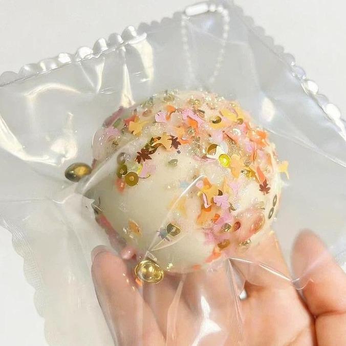 クリーミーイエローシリーズ-食品グレードシリコーン-金箔とラメ装飾-手作り-食品用袋包装-中華風-押しつぶしおもちゃ-ストレス解消おもちゃ スクイーズ 泥 風 おもちゃ もちもち アクセ